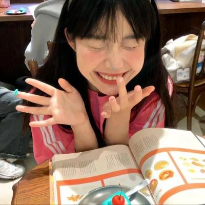 富二代又出大瓜：出道颜值引争议，评论区两极分化，短时间内